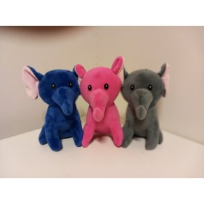 Elefant, 18 cm. 144 stk i en kasse.